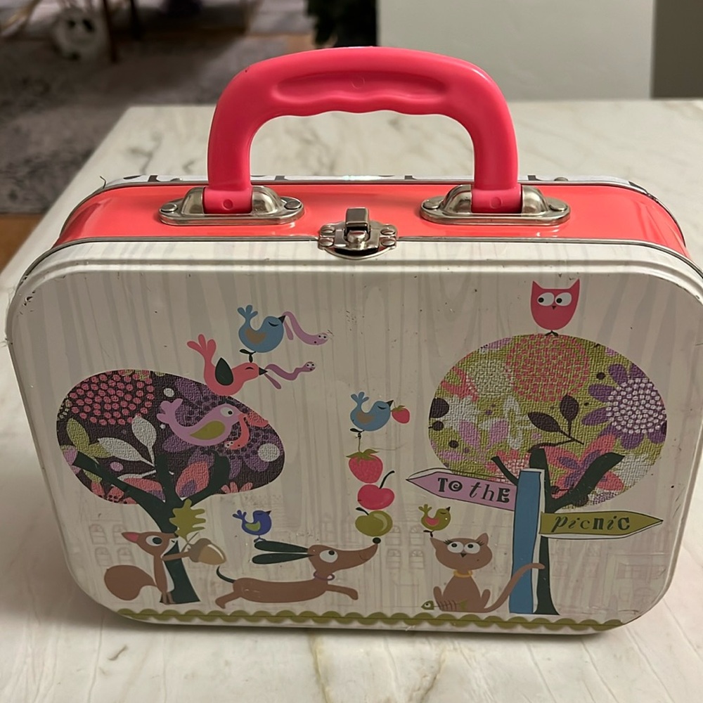 Metal Lunchbox, 10” x 7.5”